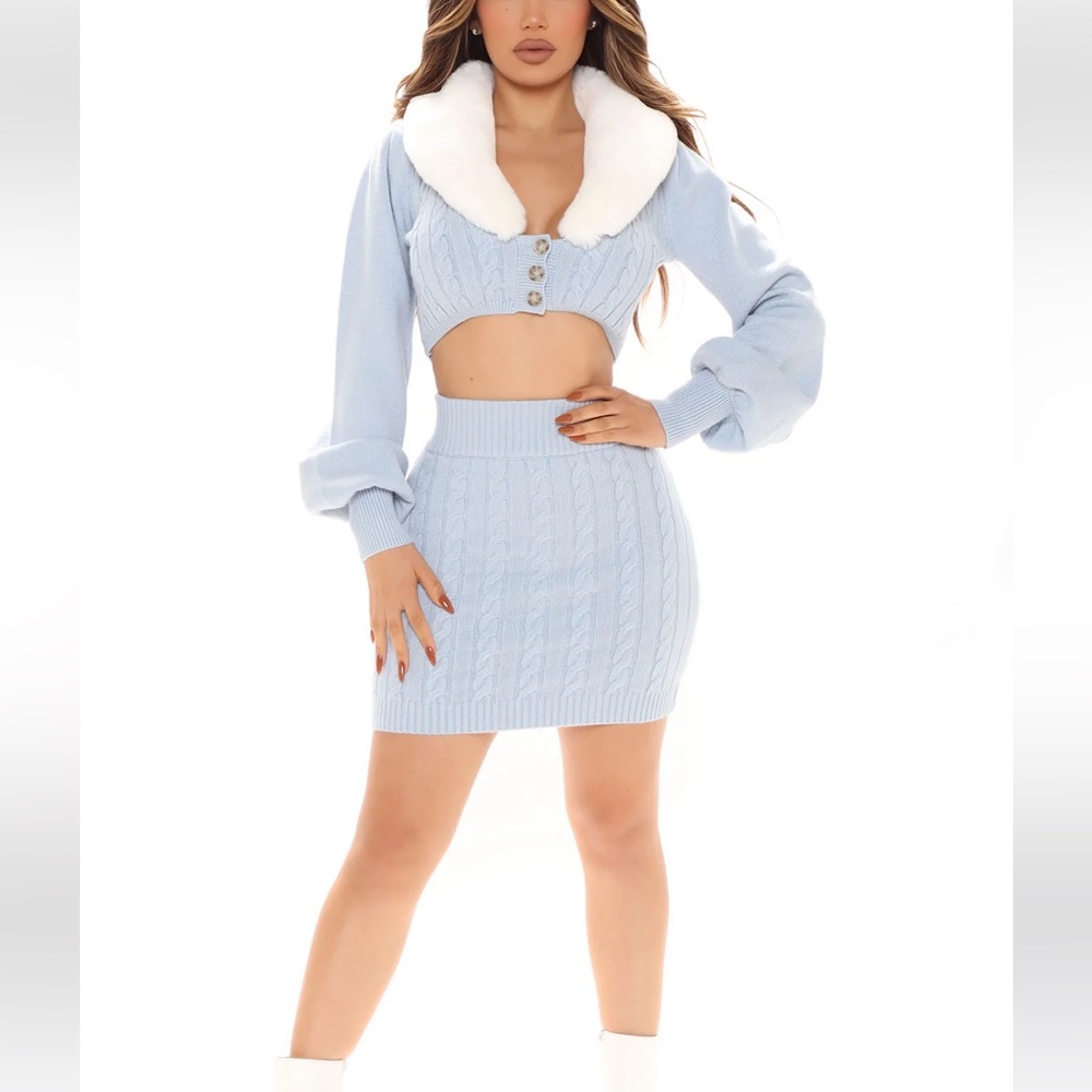 Baby blue sweater skirt set size 2X